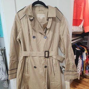 NWT Michael Kors trenchcoat